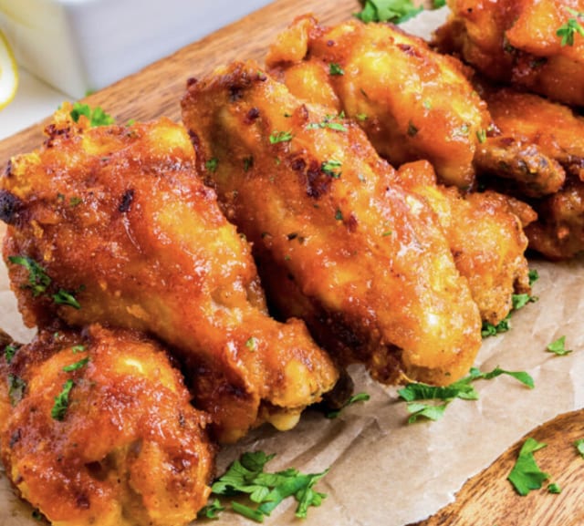 Hot Honey Wings 甜辣鸡翅.